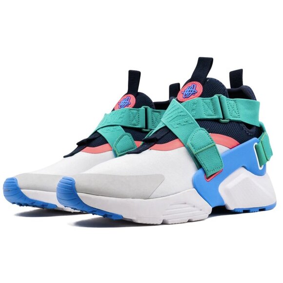 Nike Huarache City Sneaker - Picture 1 of 10